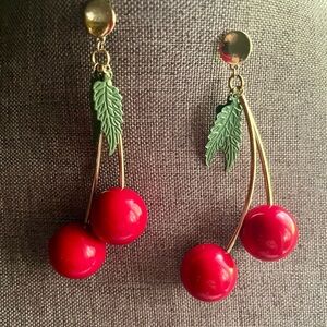 Cherry Dangle Earrings NWOT